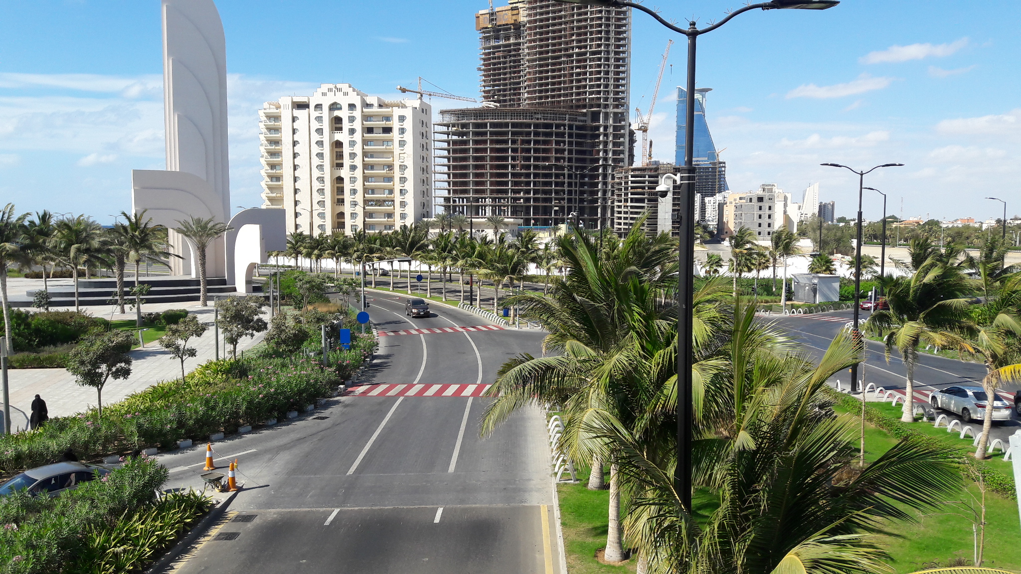 سئو /ImageCache?imageUrl=/wikipedia/commons/1/15/Jeddah_Corniche_36.jpg