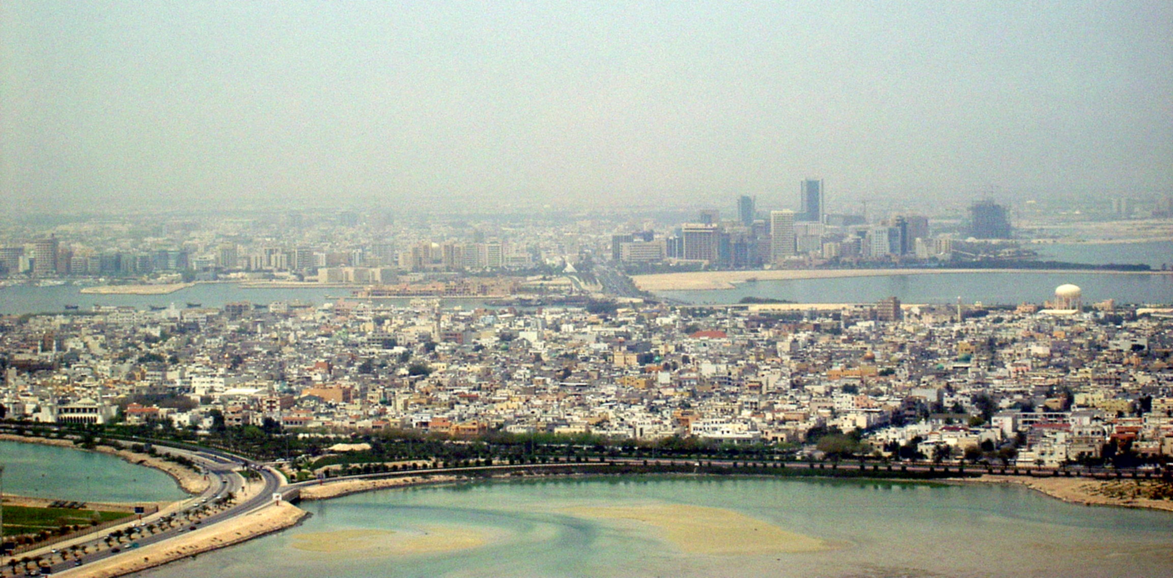 سئو /ImageCache?imageUrl=/wikipedia/commons/1/1b/Muharraq_and_Manama.jpg