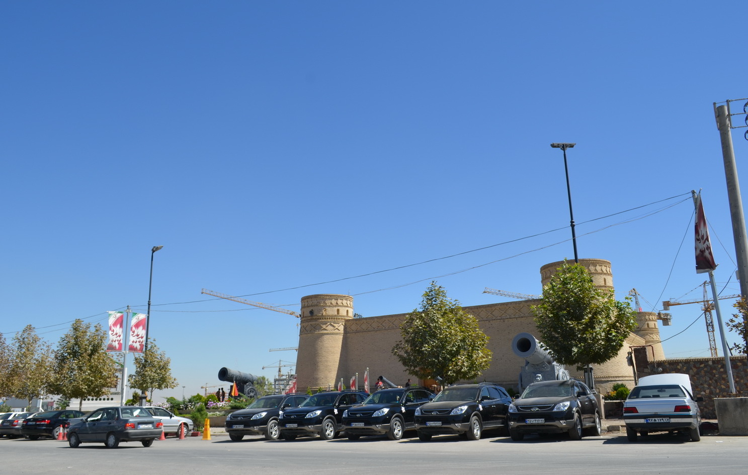 سئو /ImageCache?imageUrl=/wikipedia/commons/5/50/%D9%BE%D8%AF%DB%8C%D8%AF%D9%87_%D8%B4%D8%A7%D9%86%D8%AF%DB%8C%D8%B2_-_panoramio.jpg