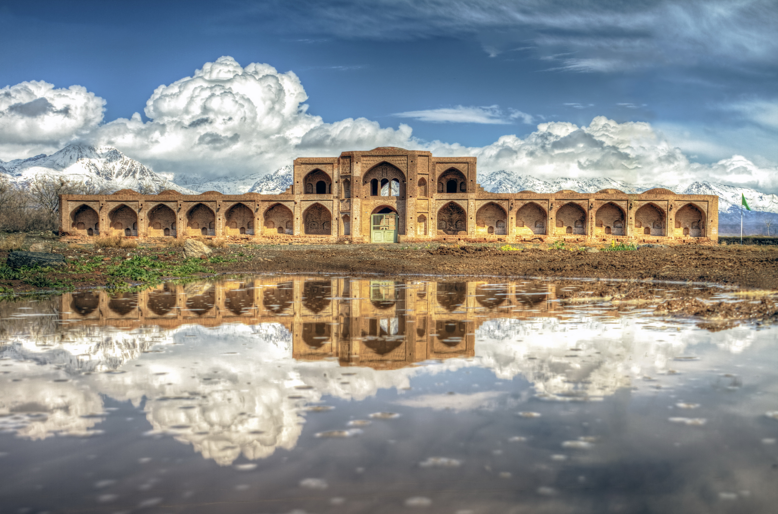 سئو /ImageCache?imageUrl=/wikipedia/commons/5/5a/Sharife_aliabadi_13.jpg