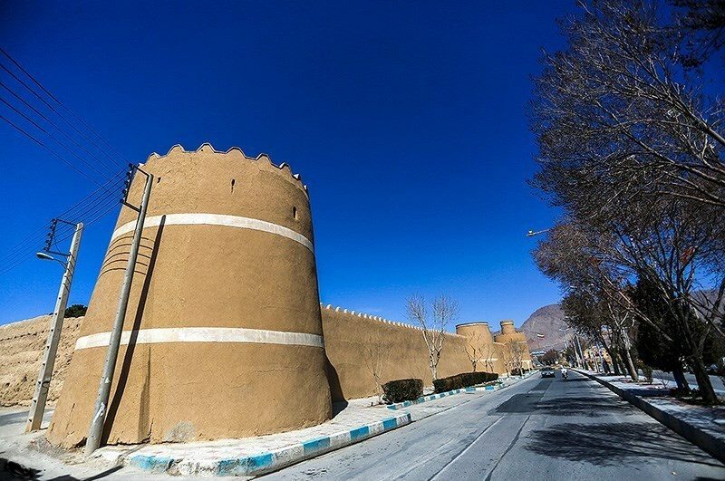 سئو /ImageCache?imageUrl=/wikipedia/commons/7/7f/Yavari_Castle2023-04-05_8.jpg