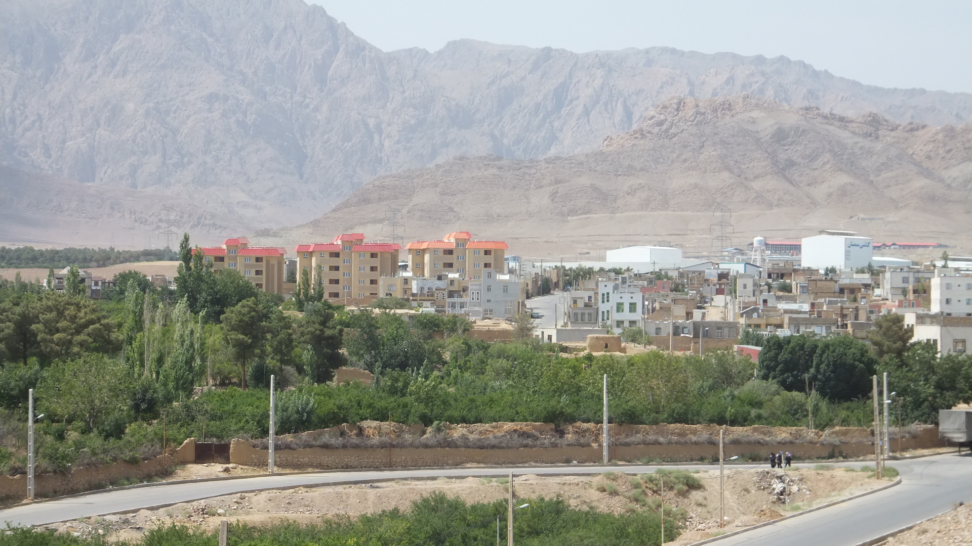 سئو /ImageCache?imageUrl=/wikipedia/commons/a/a0/Darjazin%2C_Semnan%2C_Iran_-_panoramio_%282%29.jpg