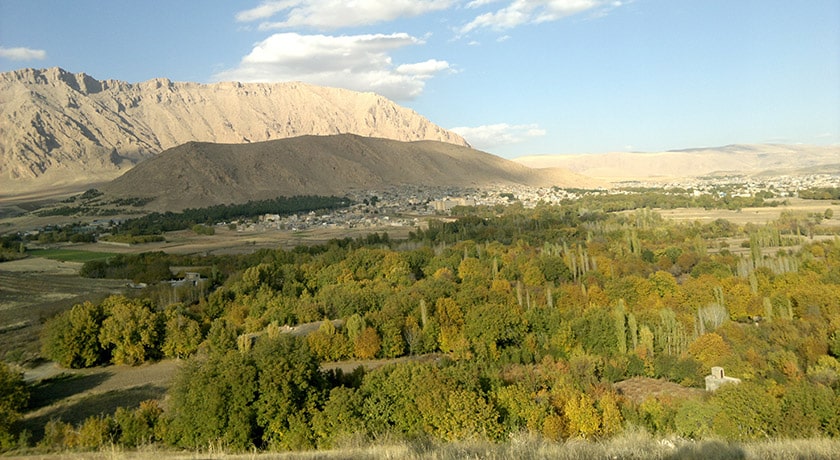 سئو /ImageCache?imageUrl=/wikipedia/commons/b/bc/Harsin_kakavand.jpg